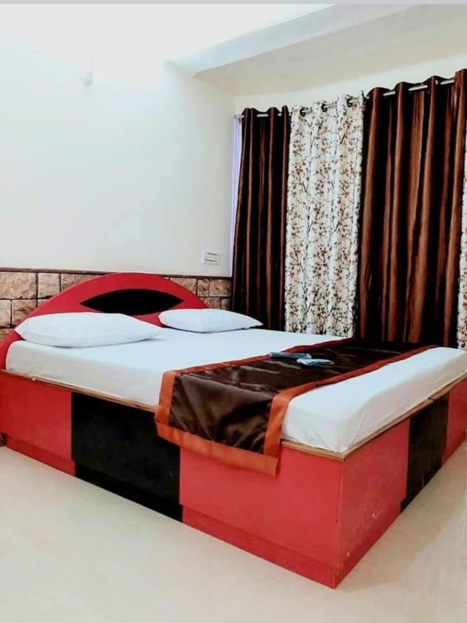 Shimla Regency Hotel Buitenkant foto