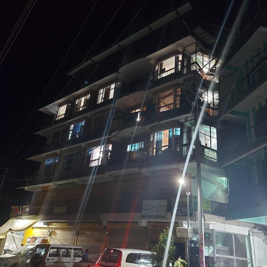 Shimla Regency Hotel Buitenkant foto