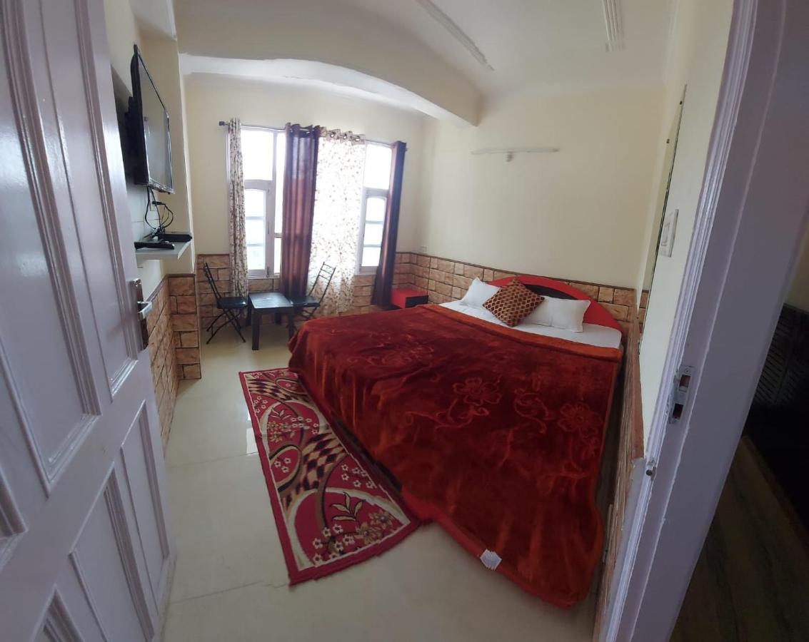 Shimla Regency Hotel Buitenkant foto